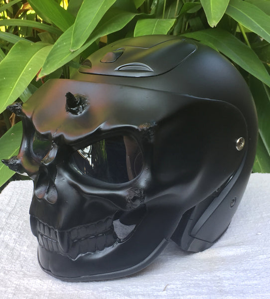 Dark Knight Black Motorcycle Helmet – Custom Airbrush Helmet