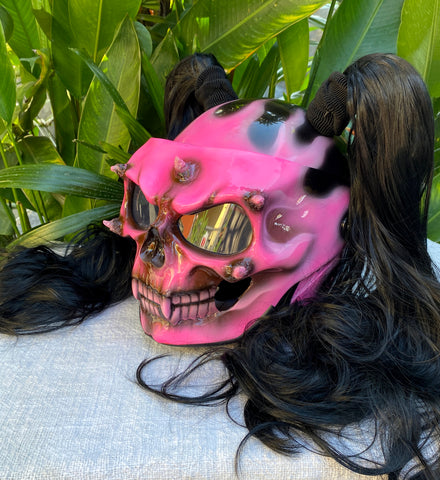 Skull Helmet for Girls Custom Helmet in Pink with Pretty pigtails – Custom Airbrush Helmet Skull Helmet for Girls Custom Helmet in Pink with Pretty pigtails – Custom Airbrush Helmet