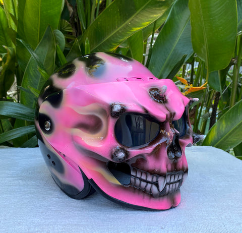 Ladies Motorcycle Skull Helmet Girl Helmet Skull Design with pink Flam – Custom Airbrush Helmet Ladies Motorcycle Skull Helmet Girl Helmet Skull Design with pink Flam – Custom Airbrush Helmet
