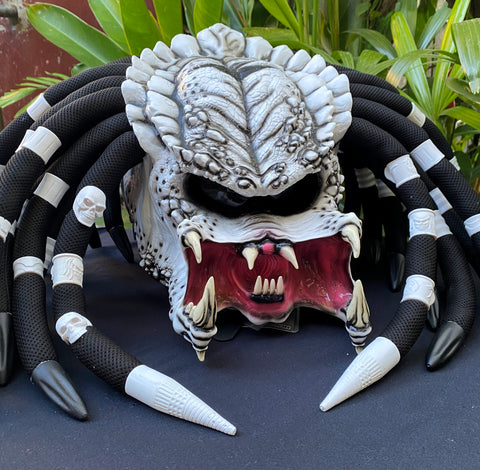 bike helmet predator Predator helmet Ghost Rider Alien Custom Motorcycle Helmet with Dreadlocks and Fangs